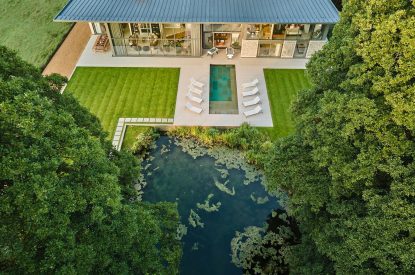 Aerial view of Edgewater House, Hampshire