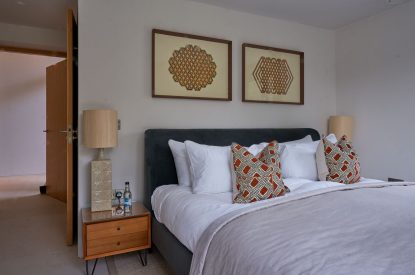 A king size bedroom at Edgewater House, Hampshire