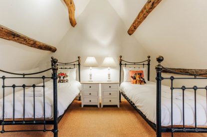 A twin bedroom at Katsura House, Cotswolds