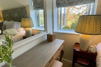 A double bedroom at Ridgebrook Cottage, Hampshire
