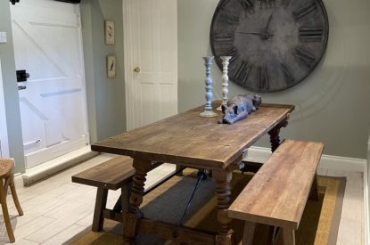 The dining room at Evergreen Cottage, Hampshire