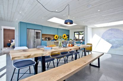 The dining kitchen at Seascape House, Cornwall