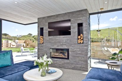 The lounge at Seascape House, Cornwall