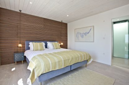 Super king-size bedroom at Seascape House, Cornwall