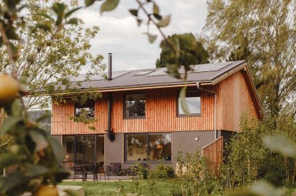 The grounds at Cedar Lodge, Herefordshire