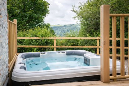 The hot tub at Bracken Barn, Devon