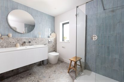 A shower room at Tamarind Tide, Cornwall