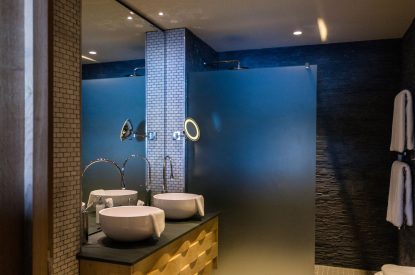 An en-suite shower room at Lake View Lodge, Lake District