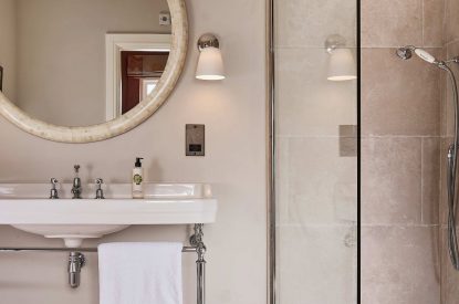 A bathroom at Ty Culfor, Anglesey