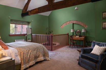 A king size bedroom at Wyvern House, Shropshire