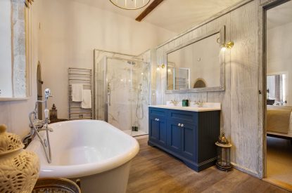 A bathroom at The Priory Gatehouses, Essex
