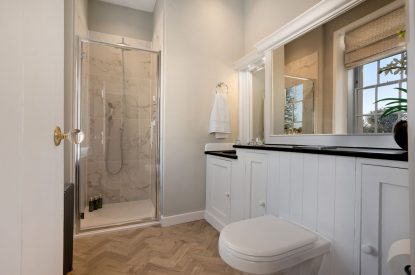 A bathroom at The Priory Gatehouses, Essex