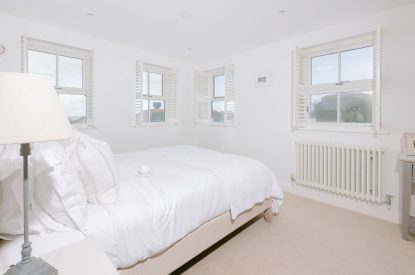 A double bedroom at Harbourview House, Cornwall