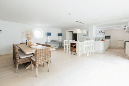 The kitchen dining area at Harbourview House, Cornwall