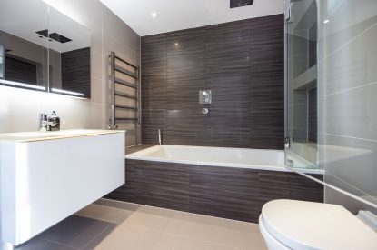 A bathroom at Lunar, Hertfordshire