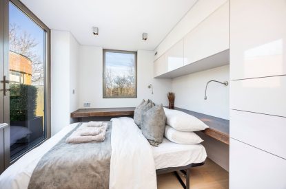 A king-size bedroom at Lunar, Hertfordshire