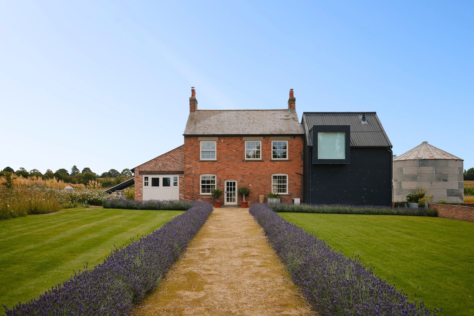 Save 10% on stays at Sutton Farmhouse (17 Jun - 31 Aug)