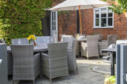 The exterior of Hedge Farmhouse, Buckinghamshire