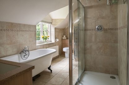 A bathroom at Hedge Farmhouse, Buckinghamshire 