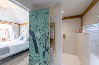 En-suite bathrrom at The Lodge at Leigh, Dorset