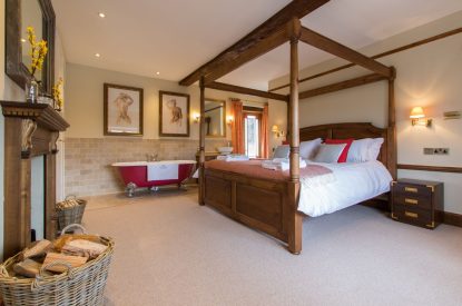 The four poster bedroom at Hawthorn Farmhouse, Somerset
