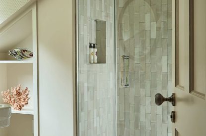 A bathroom at Ty Culfor, Anglesey