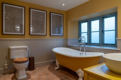 A roll-top bath at Parkview Farmhouse, Somerset