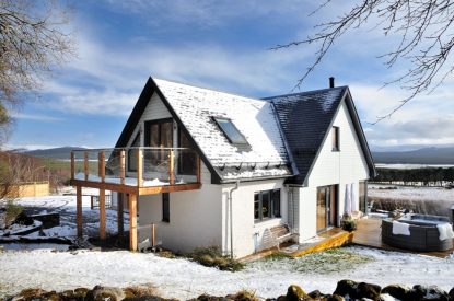 The exterior of Garten Lodge, Highland