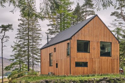 The exterior of Stag Cabin, Loch Lomond