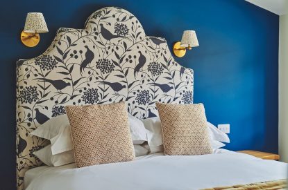 A bedroom at Hay Bale Cottage, Worcestershire