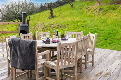 Outdoor dining at Valley View Barn, Devon
