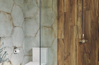 A shower room at Rye Top Farm, Uppermill, Peak District