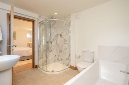 A bathroom at Tranquillity Loft, Yorkshire Dales
