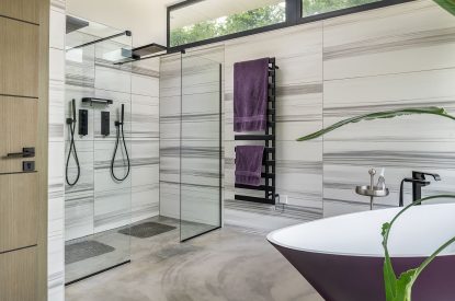 A bathroom at The Bridge House, Hampshire