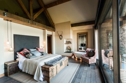 A king sized bedroom at Lake View Lodge, Lake District