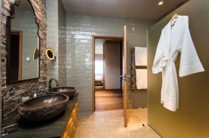An en-suite shower room at Lake View Lodge, Lake District