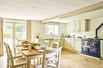 The dining kitchen at Walnut Coach House, Devon