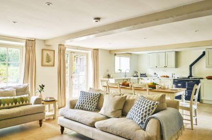 The sitting room at Walnut Coach House, Devon