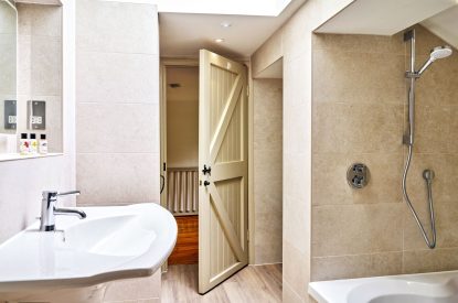 The bathroom at Walnut Coach House, Devon