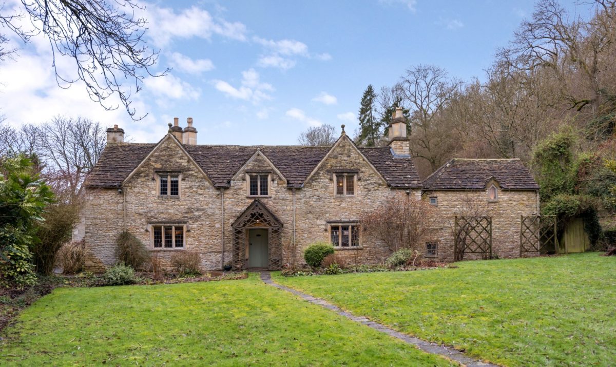 The exterior of Preedy's Cottage, Cotswolds