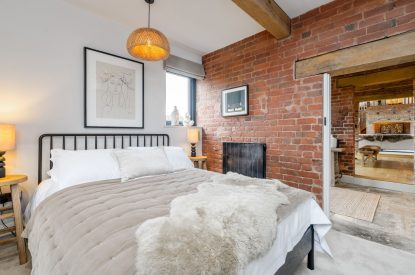 A double bedroom at Lapworth Barn, Warwickshire