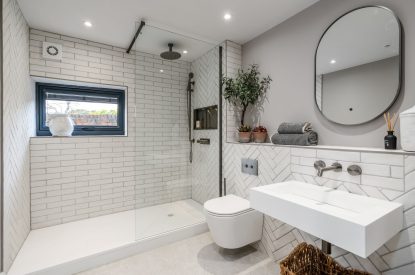 A shower room at Lapworth Barn, Warwickshire