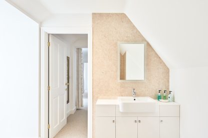 A bathroom at Steward's Cottage, Welsh Borders