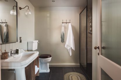 The bathroom at Exe Valley Retreat, Devon