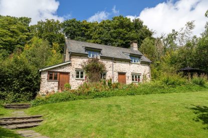 The garden at Butterfly Cottage, Somerset