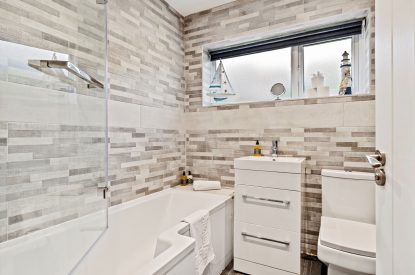 The bathroom at The Willows, Oxwich