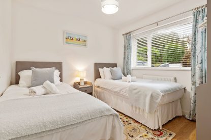 The twin bedroom at The Willows, Oxwich