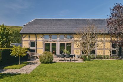 Outdoor dining at Hall House, Powys