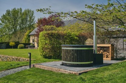 The hot tub at Hall House, Powys