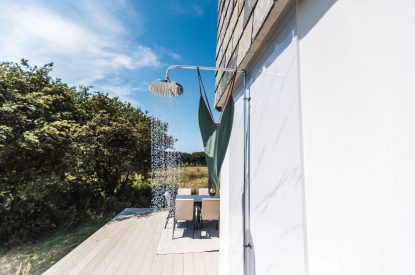 Outdoor shower at The Meadow Retreat, Cornwall